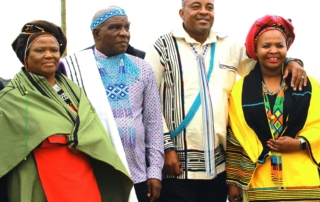 How does customary divorce work in South Africa?
